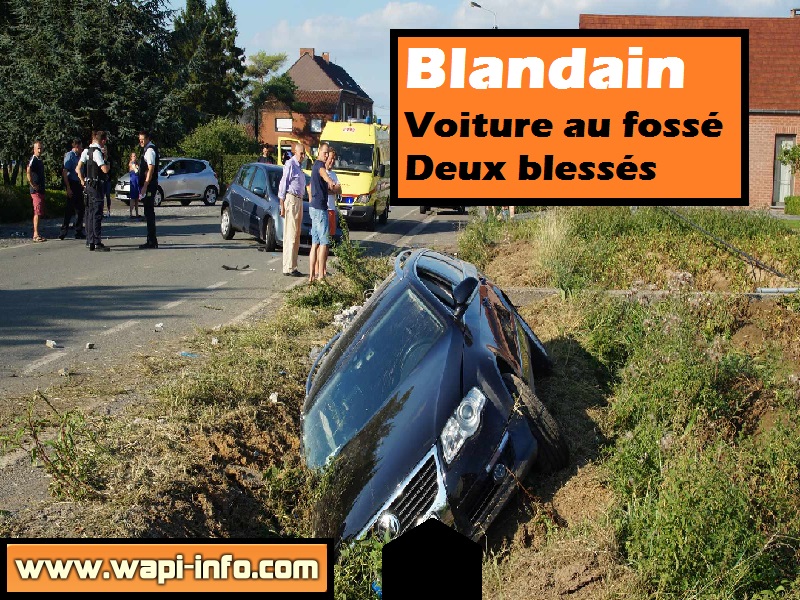 Blandain voiture fossee