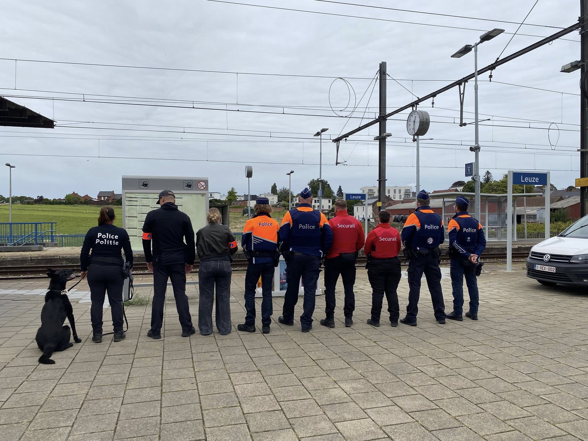 Sécurisation en gare de Leuze : opération conjointe avec Securail, la police ferroviaire et deux chiens policiers